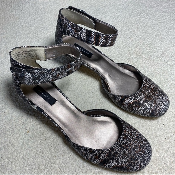 Array• Kitten heel Ankle strap• Sz 5.5 - Picture 7 of 9